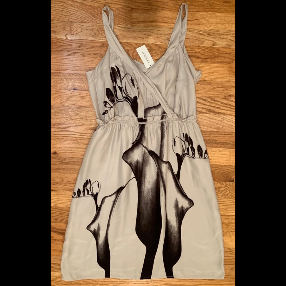 Banana Republic silk lily print dress NWT